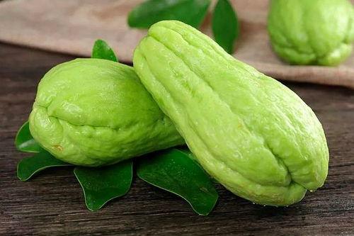 秋瓜用不用去皮吃呢视频,去皮还是不去皮，营养与口感大揭秘