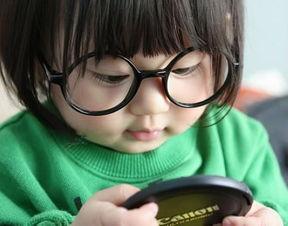 萌娃吃瓜路人视频大全,可爱瞬间路人视频大盘点