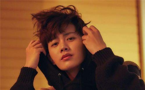 任嘉伦小主吃瓜视频播放,瓜田李下，真相几何？